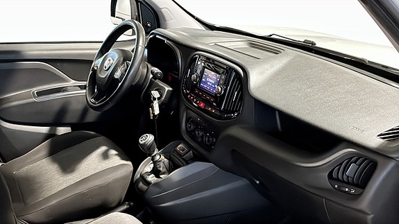 Fiat Doblo 9 of 18