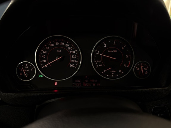 BMW 320d 25 of 30