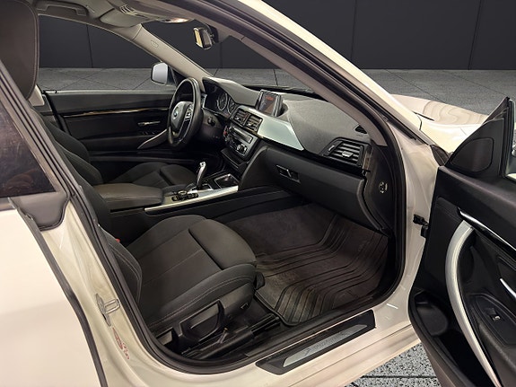 BMW 320d 20 of 30