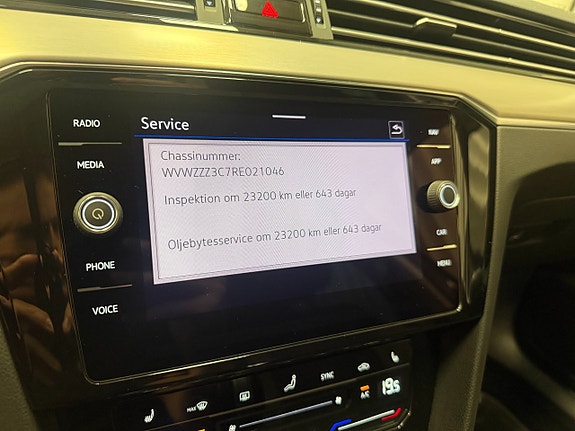 Volkswagen Passat Alltrack 17 of 17