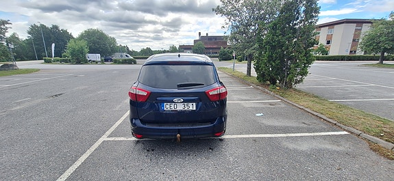 Ford C-Max 2 of 5