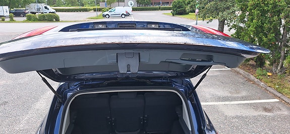 Ford C-Max 10 of 12