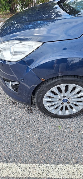 Ford C-Max 9 of 12