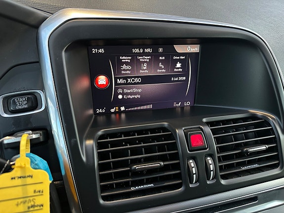 Volvo XC60 14 of 27