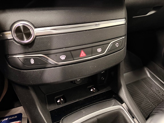 Peugeot 308 SW 20 of 27