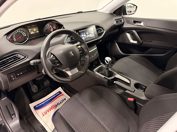 Peugeot 308 SW 9 of 27