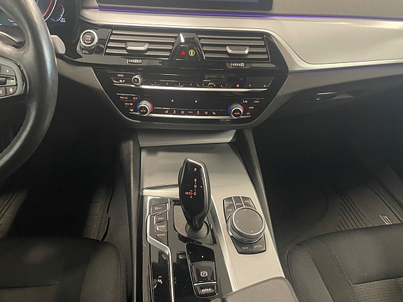 BMW 520 12 of 26