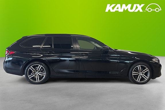 BMW 520 2 of 5