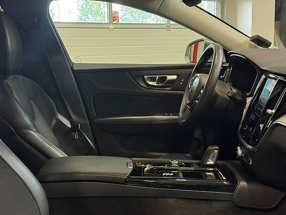 Volvo V60 7 of 21