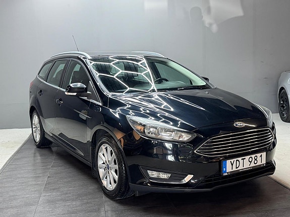 Ford Focus 2 of 5