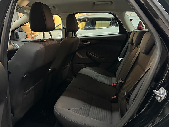 Ford Focus 16 of 16