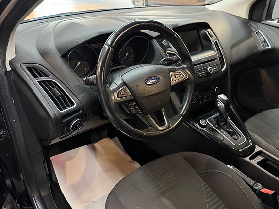 Ford Focus 7 of 16