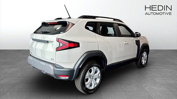 Dacia Duster 2 of 5