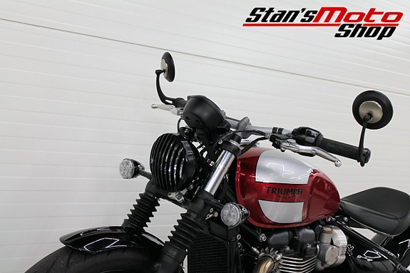 Triumph Bonneville Bobber 1200 ABS Låga Mil 15 of 18
