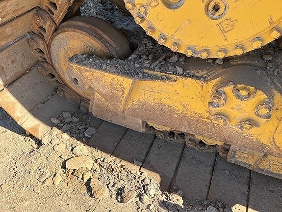 CAT D6T LGP 14 of 24