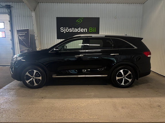 Kia Sorento 2 of 5