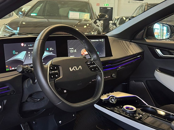 Kia EV6 10 of 18