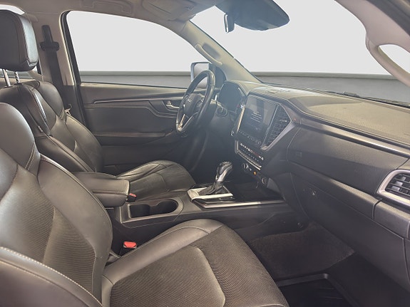 Isuzu D-max 9 of 17