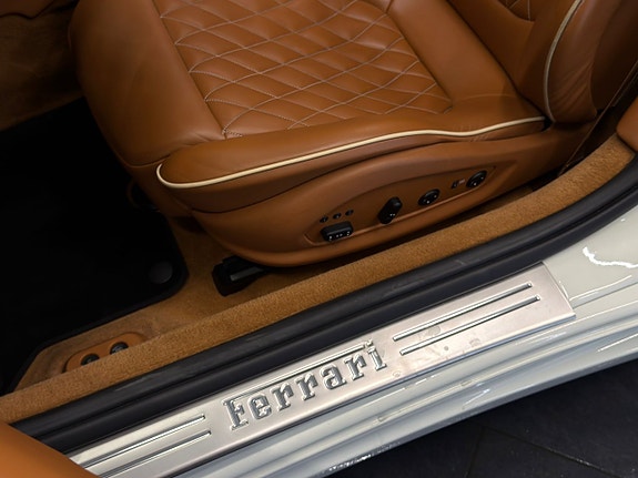 Ferrari California 17 of 29
