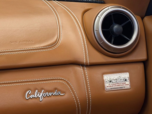 Ferrari California 26 of 29