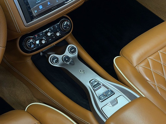 Ferrari California 23 of 29