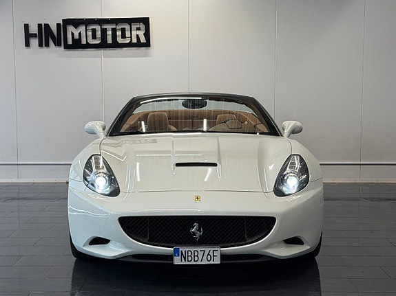 Ferrari California 5 of 5