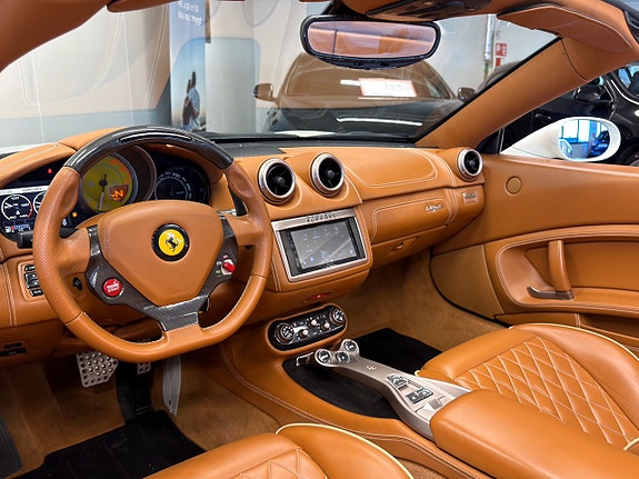 Ferrari California 16 of 29