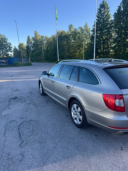 Skoda Superb 5 of 5