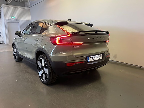 Volvo C40 3 of 5
