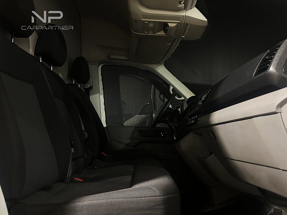 Volkswagen Crafter 35 13 of 25