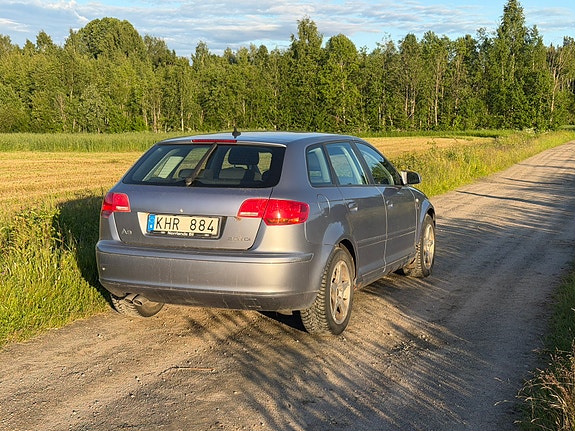Audi A3 4 of 12