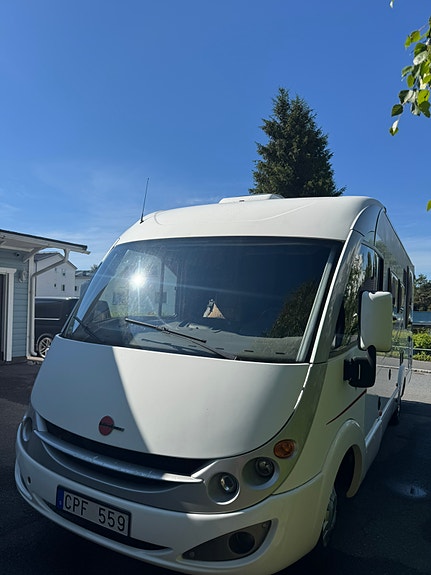 Bürstner Aviano i725 3 of 12