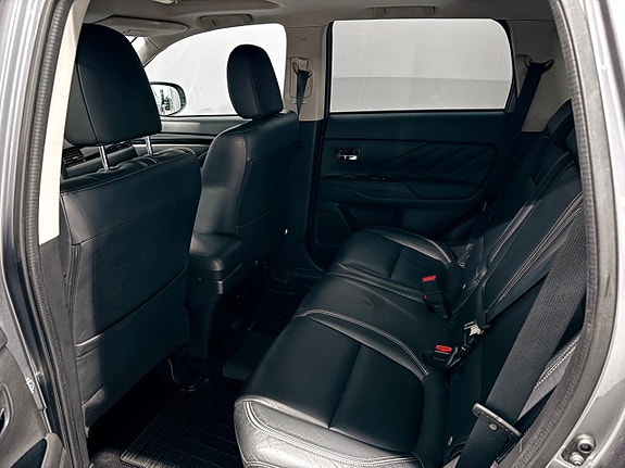 Mitsubishi Outlander 11 of 25