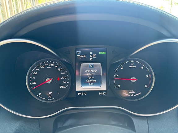 Mercedes-Benz C300 19 of 24
