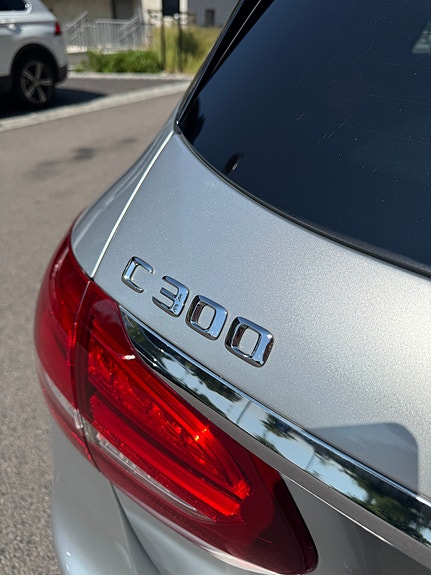Mercedes-Benz C300 24 of 24