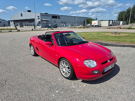 MG F 2 of 5