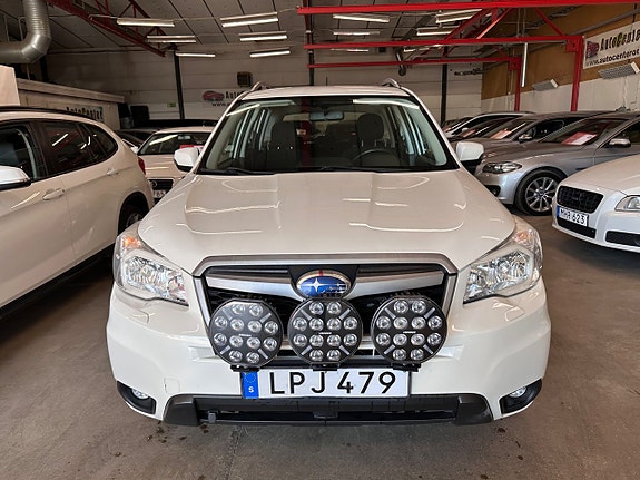 Subaru Forester 2 of 5