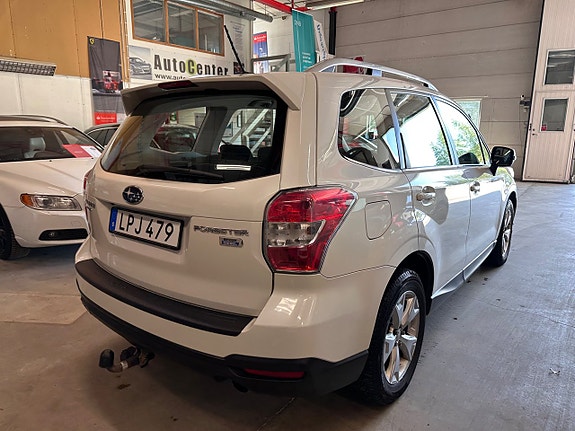 Subaru Forester 4 of 5