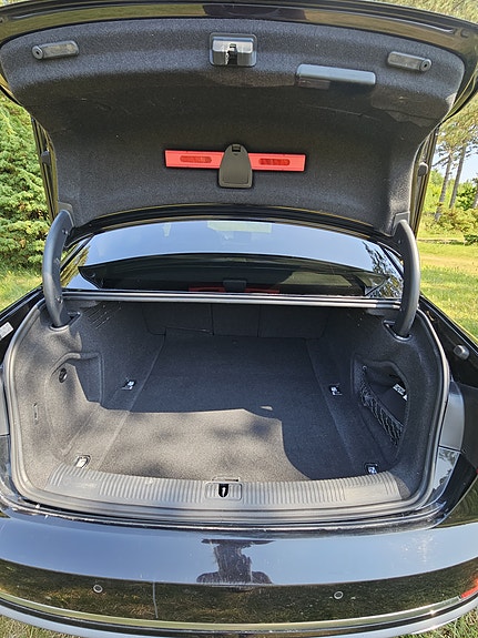 Audi A4 9 of 12