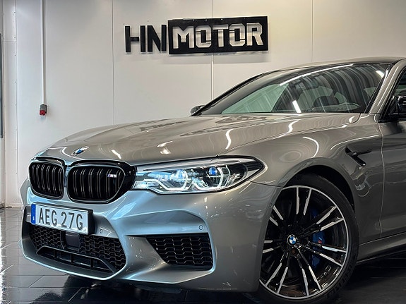 BMW M5 2 of 5