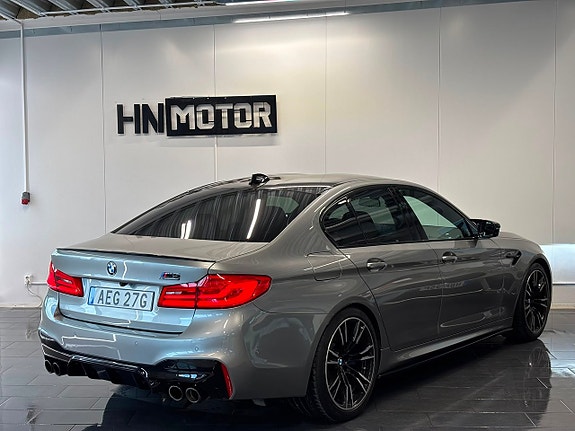 BMW M5 6 of 30