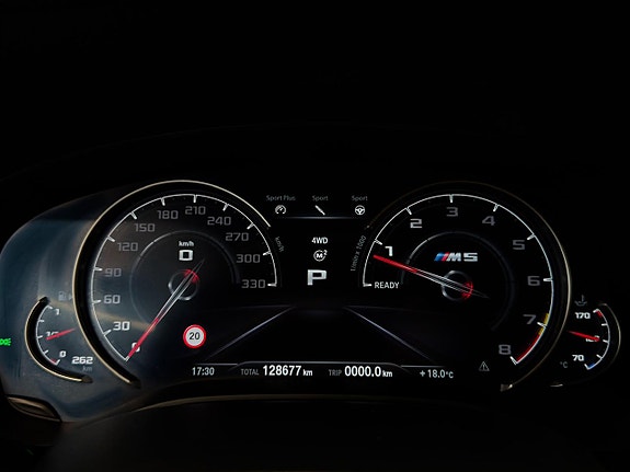 BMW M5 21 of 30