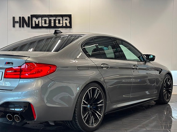 BMW M5 10 of 30