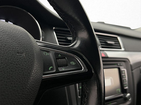 Skoda Superb 18 of 30