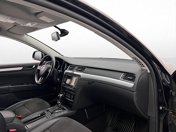 Skoda Superb 25 of 30