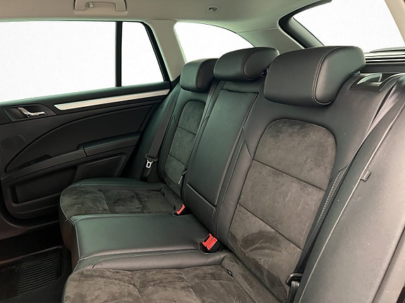 Skoda Superb 27 of 30