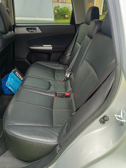 Subaru Forester 10 of 12