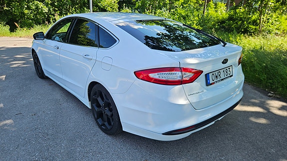 Ford Mondeo 4 of 5