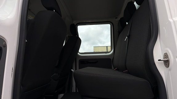 Volkswagen Transporter 8 of 17