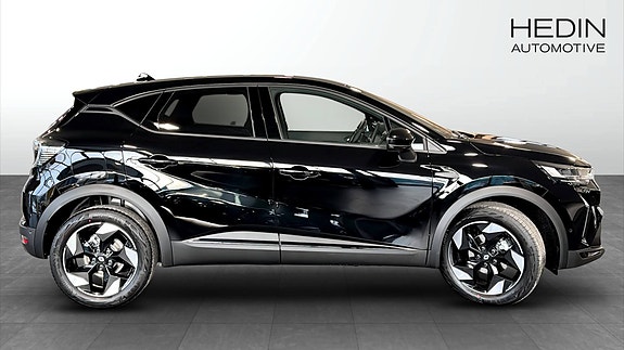 Renault Captur 2 of 5